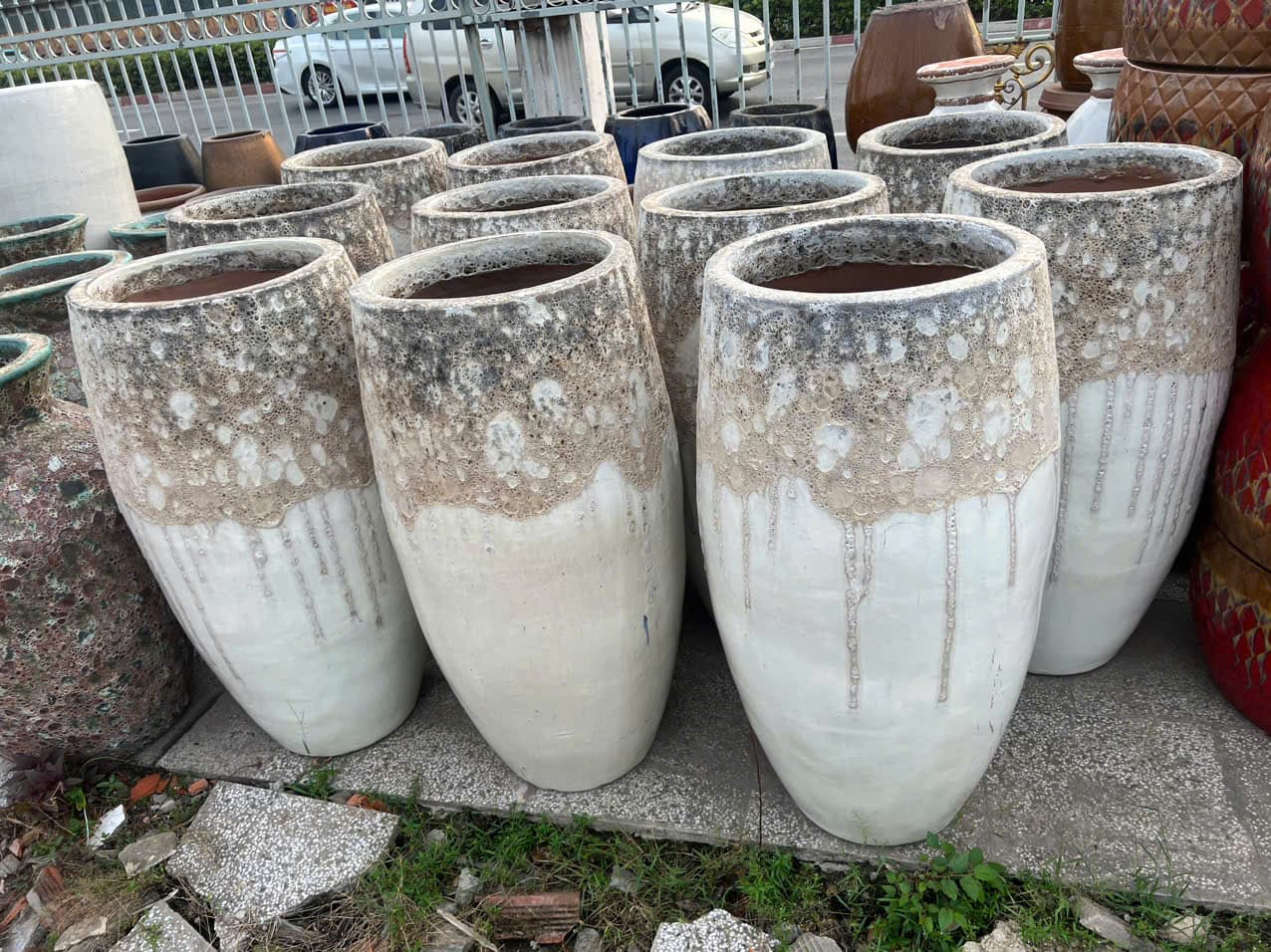 Chậu cao men sôi miệng núi lửa