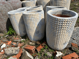 Chậu cao trắng caro - Ảnh 2