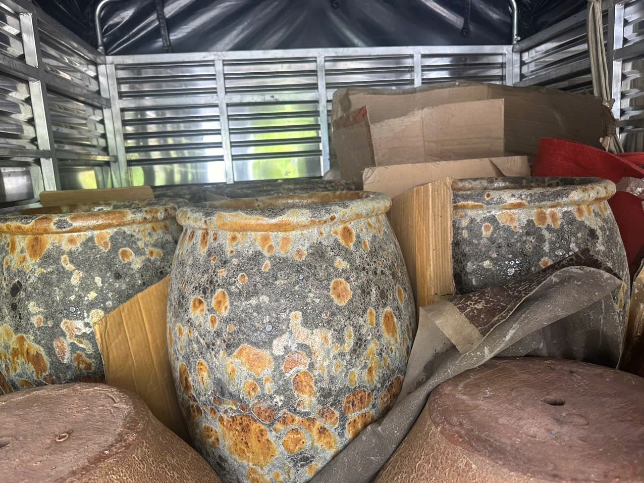 Chậu men sôi giả cổ